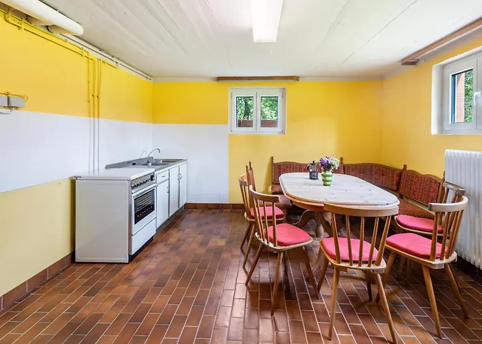 Wildbiene Bis 4 Pers