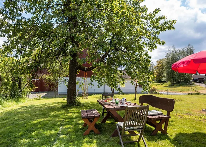 Wildbiene Bis 4 Pers *