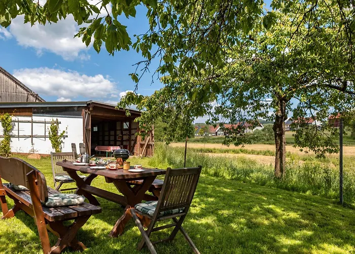 Wildbiene Bis 4 Pers *